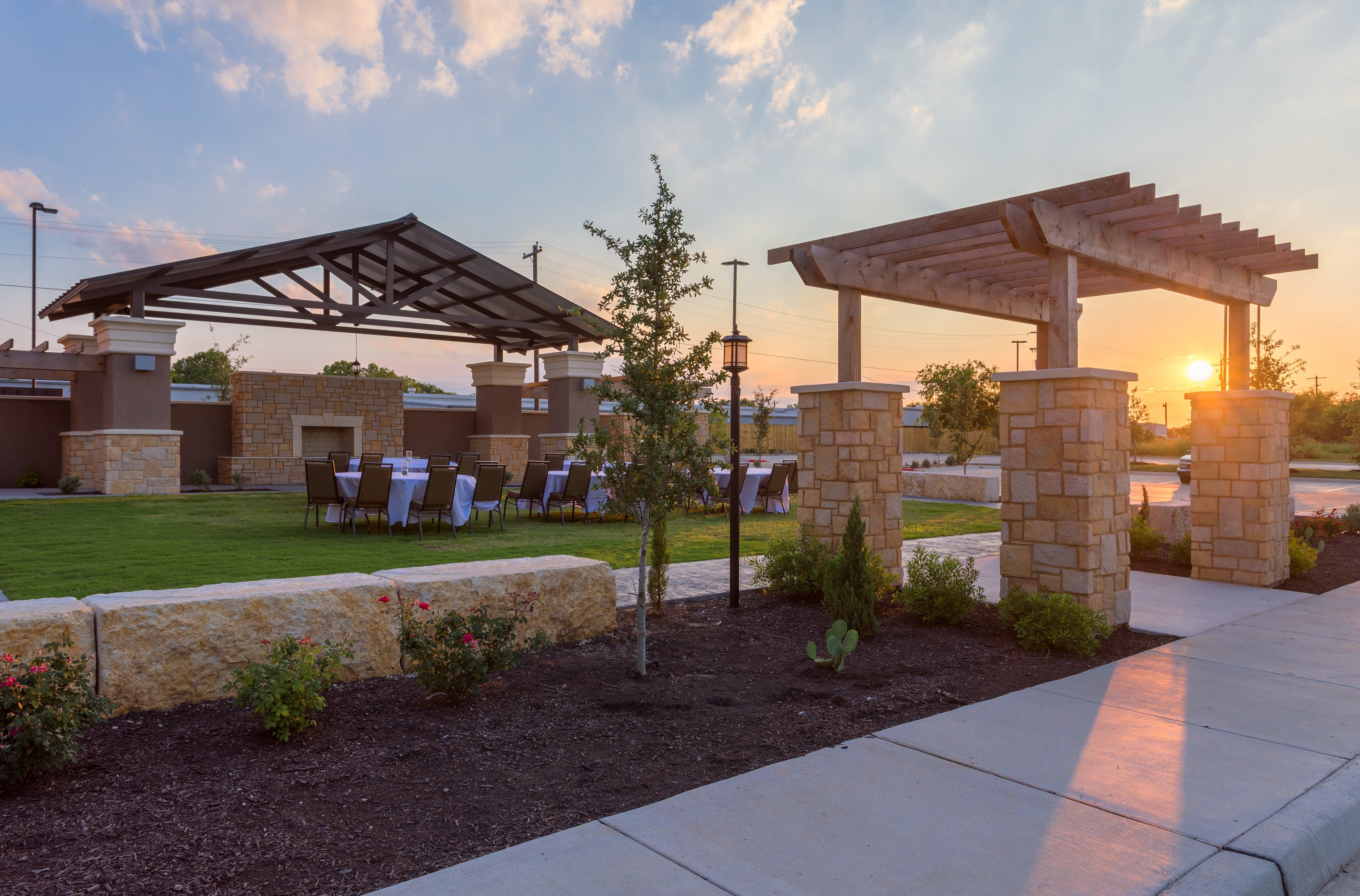 Holiday Inn San Marcos Convention Center By Ihg Экстерьер фото